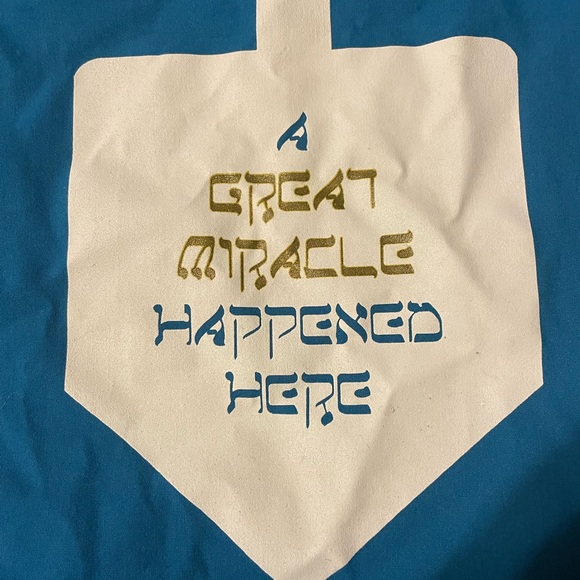 🕎🚽Chanukah Themed Funny Toilet Lid Cover - Picture 3 of 5